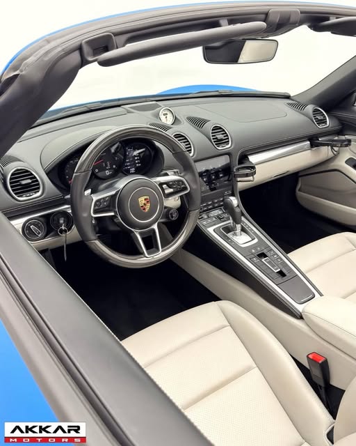 PORSCHE 718 BOXSTER - Imagem 4
