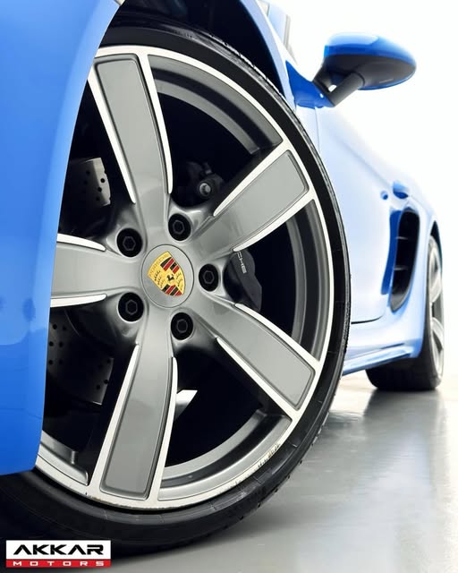 PORSCHE 718 BOXSTER - Imagem 8