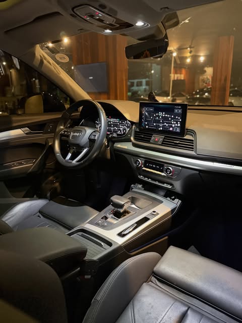 AUDI Q5 PRESTIGE S-LINE - Imagem 12