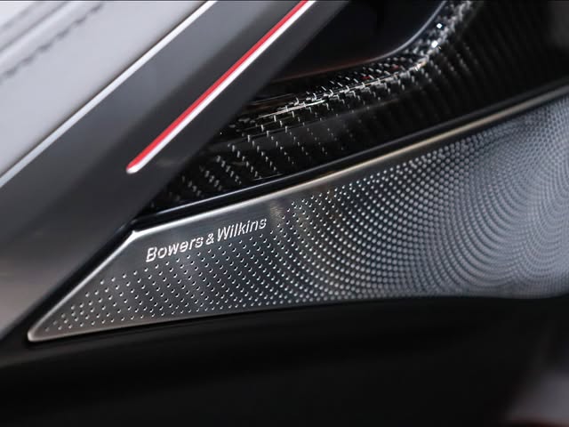 BMW X6 M COMPETITION - Imagem 8