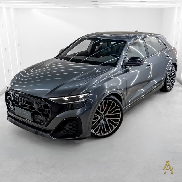 AUDI Q8 PERFORMANCE BLACK - Imagem 14
