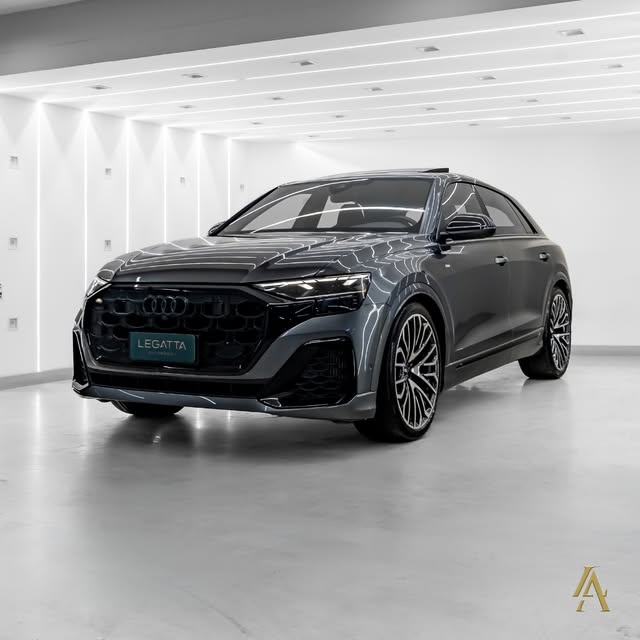 AUDI Q8 PERFORMANCE BLACK - Imagem 3
