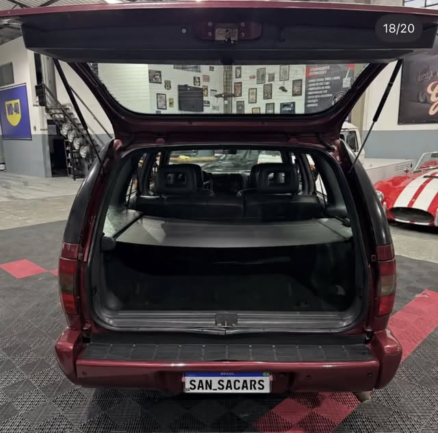 CHEVROLET BLAZER DLX EXECUTIVE - Imagem 8