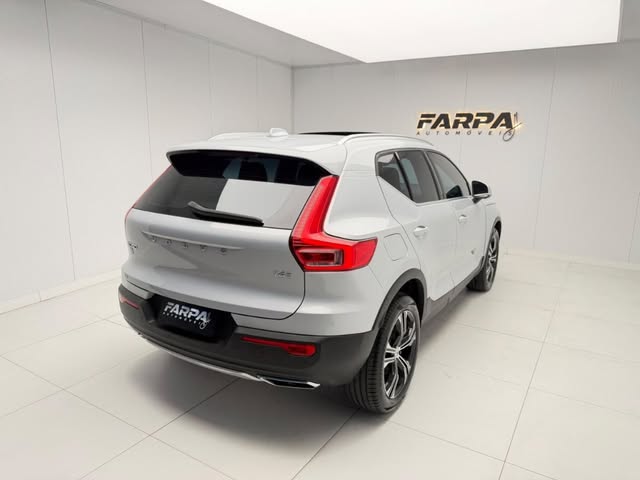 VOLVO XC40 T-4 INSCRIPTION - Imagem 4