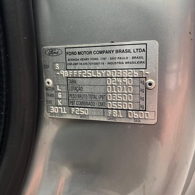 FORD F-250 XLT-L - Imagem 19