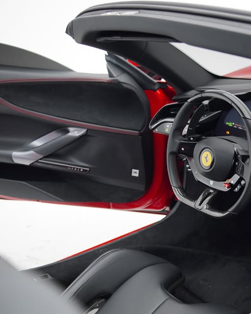 FERRARI SF90 - Imagem 4