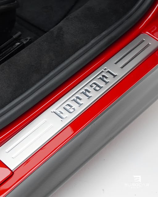 FERRARI SF90 - Imagem 7