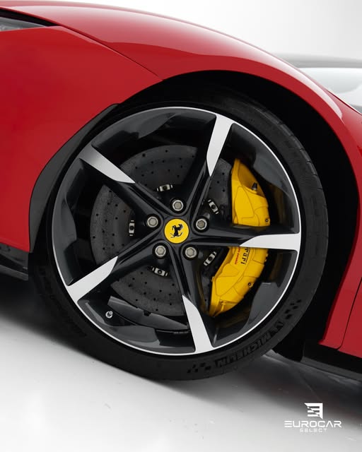 FERRARI SF90 - Imagem 10