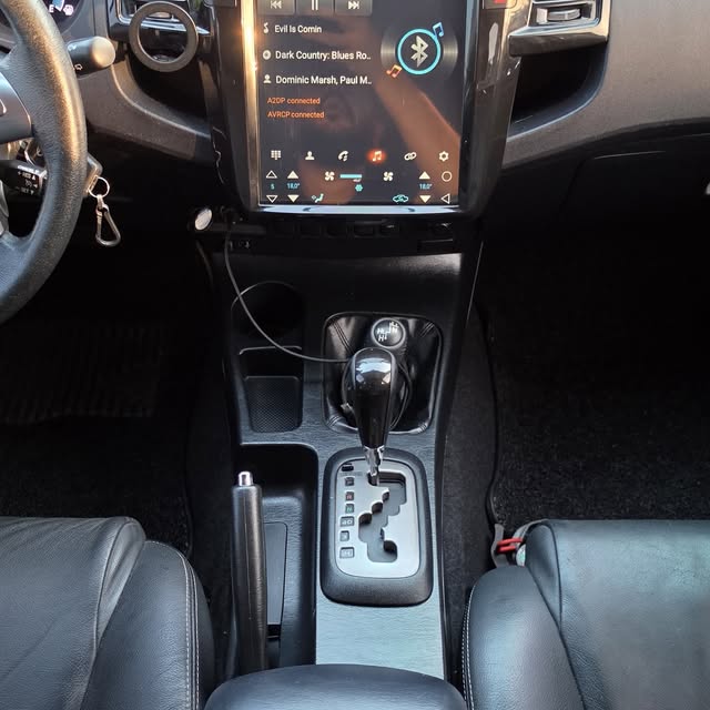 TOYOTA HILUX SW4 SRV - Imagem 13