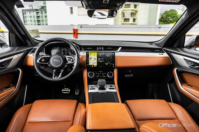 JAGUAR F-PACE R-DYNAMIC SE - Imagem 8