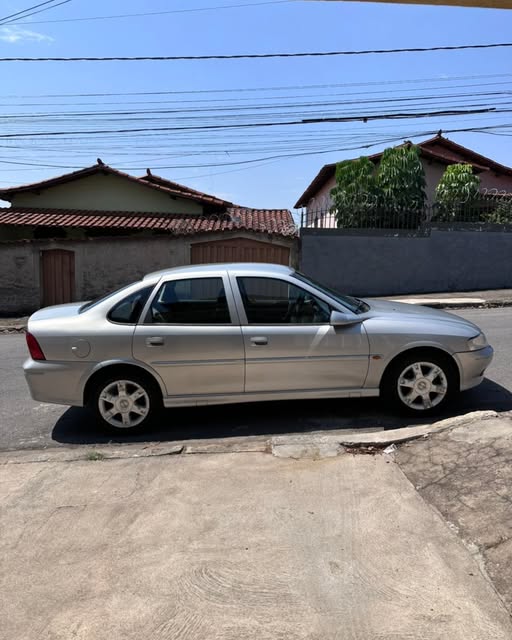 GM VECTRA MILENIUM - Imagem 3