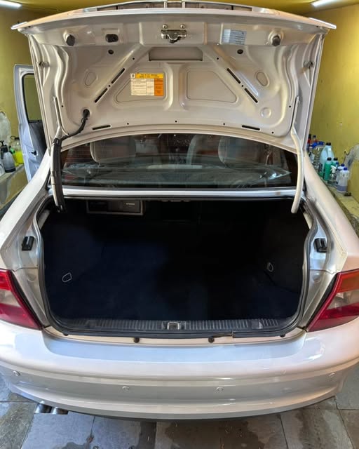 GM VECTRA MILENIUM - Imagem 9