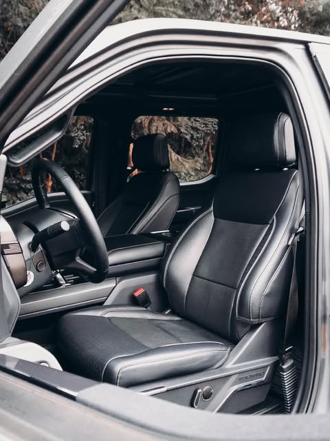 FORD F-150 LARIAT - Imagem 6