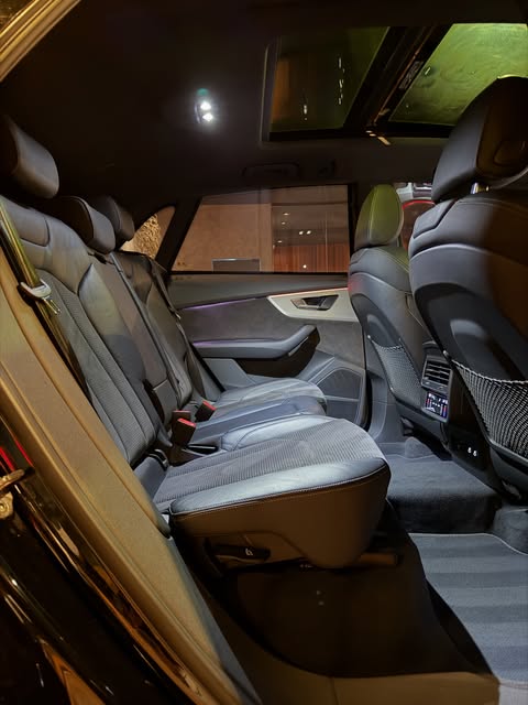 AUDI Q8 QUATTRO PERFORMANCE BLACK S-LINE - Imagem 13