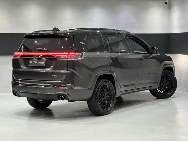 JEEP COMMANDER BLACHAWK AT9 - Imagem 4