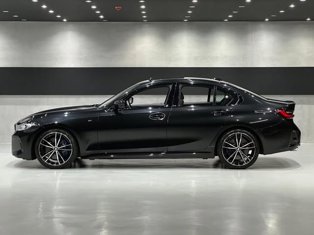 BMW 320I M SPORT - Imagem 9