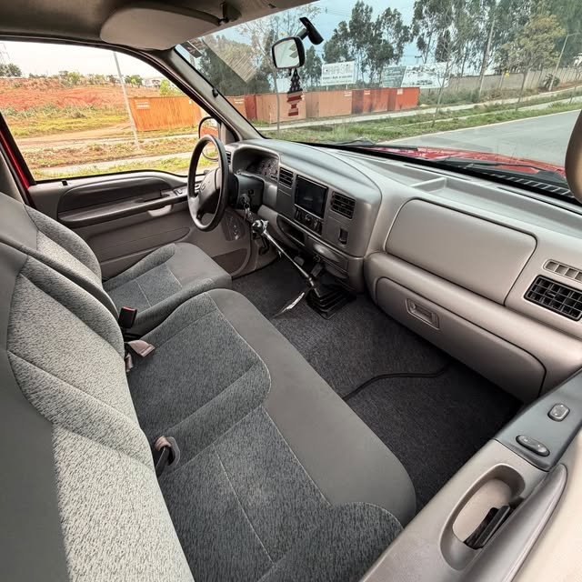 FORD F-250 XL-L - Imagem 12