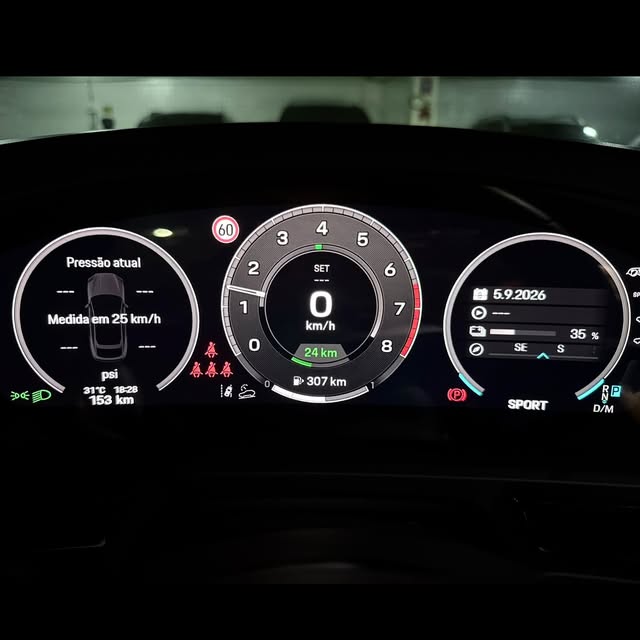 PORSCHE CAYENNE S 3.0 V6 E-HYBRID - Imagem 14