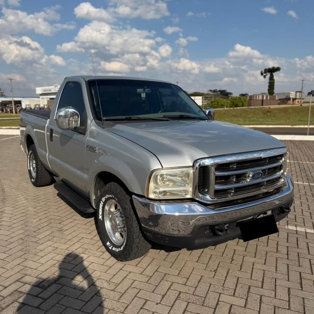 FORD F-250 XLT-L - Imagem 4