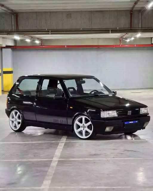FIAT UNO 1.6R - Imagem 2