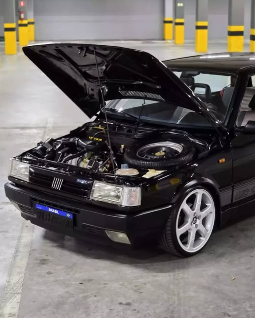 FIAT UNO 1.6R - Imagem 17