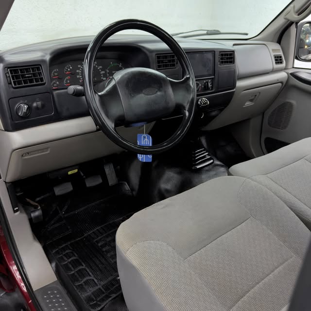 FORD F-250 XL-L - Imagem 4