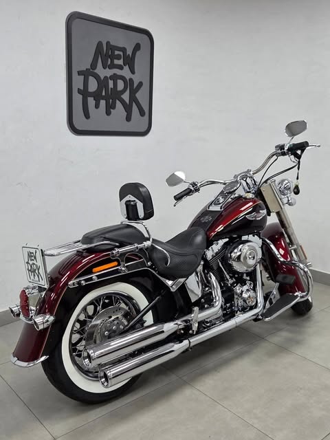 HARLEY-DAVIDSON SOFTAIL DELUXE - Imagem 1