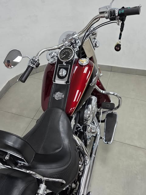 HARLEY-DAVIDSON SOFTAIL DELUXE - Imagem 9