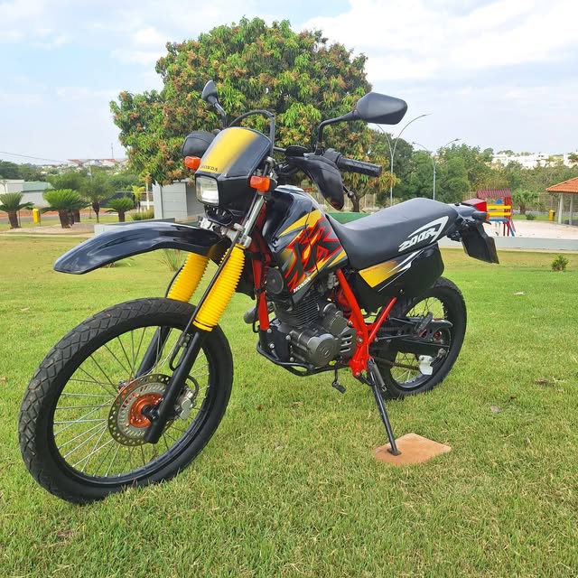 HONDA XR 200 R - Imagem 5