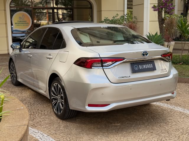 TOYOTA COROLLA HYBRID ALTIS PREMIUM - Imagem 4