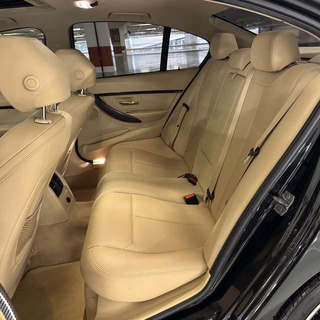 BMW 320I SPORT GP PLUS - Imagem 9