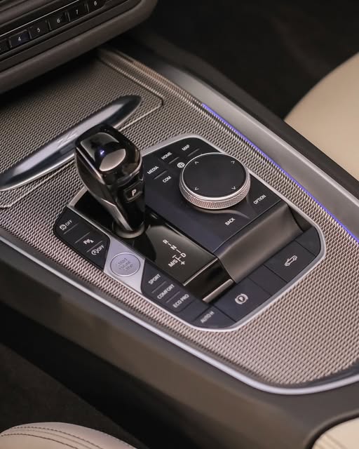 BMW Z4 30I M SPORT - Imagem 4