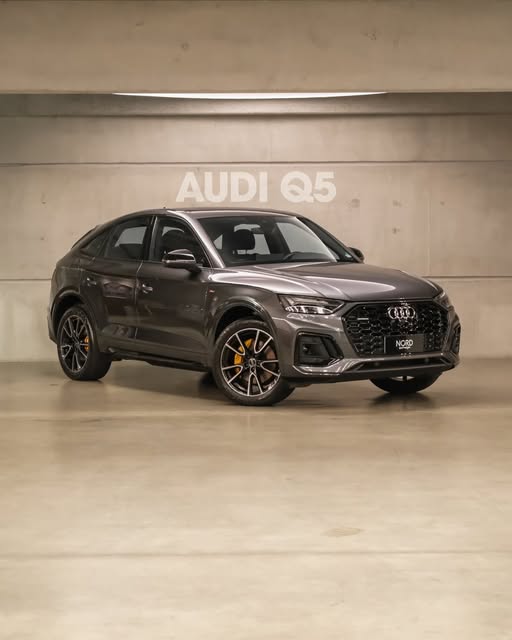 AUDI Q5 SPORTBACK TFSIE PHEV PERFORMANCE BLACK - Imagem 1