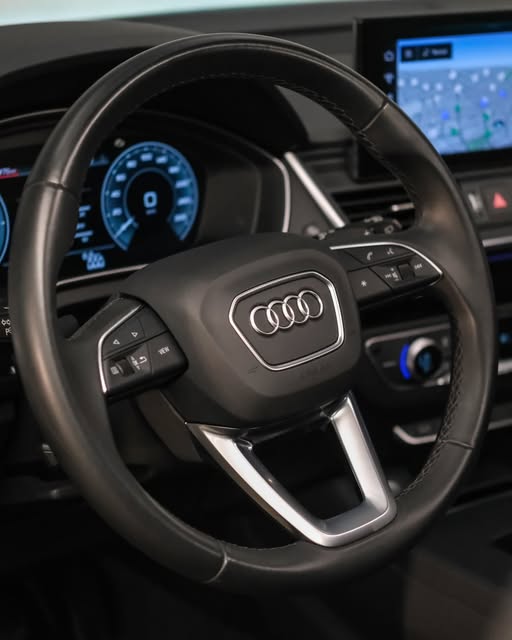 AUDI Q5 SPORTBACK TFSIE PHEV PERFORMANCE BLACK - Imagem 3