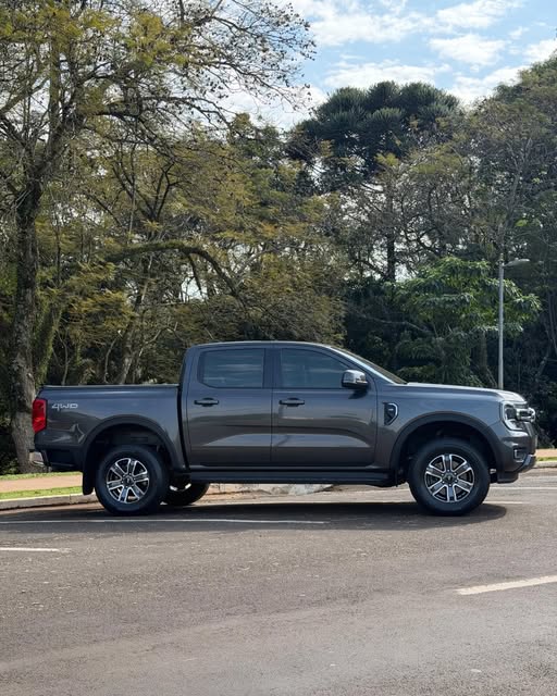 FORD RANGER XLT 3.0 V6 TURBO DIESEL - Imagem 4