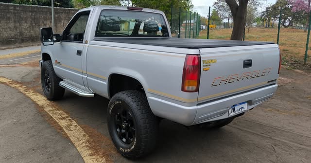 CHEVROLET SILVERADO - Imagem 6