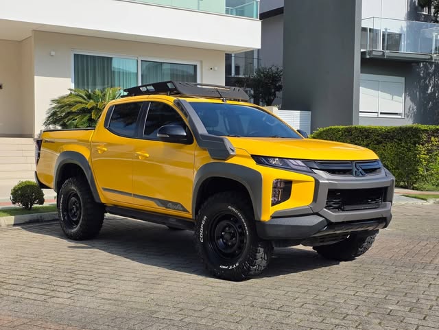 MITSUBISHI L200 SPORT SAVANA - Imagem 8