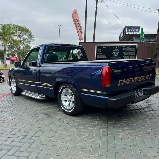 CHEVROLET SILVERADO CONQUEST HD - Imagem 6
