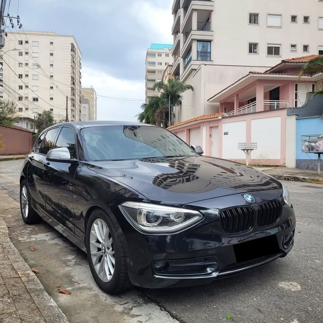 BMW 120I - Imagem 2