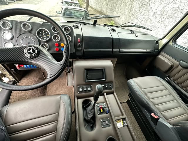MERCEDES-BENZ 1318 LIMITED EDITION - Imagem 7