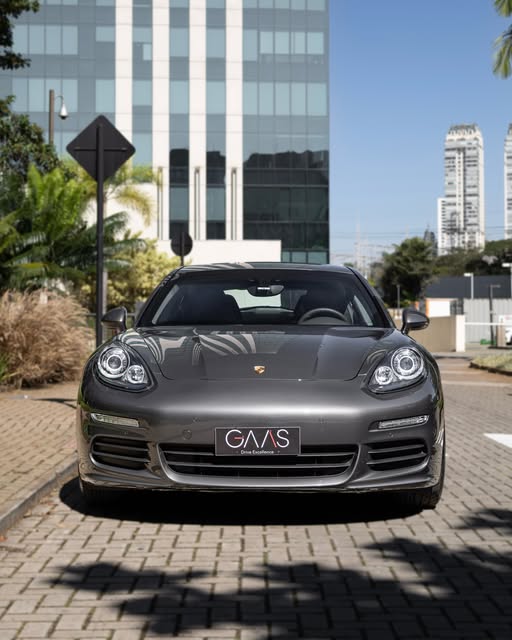 PORSCHE PANAMERA - Imagem 2
