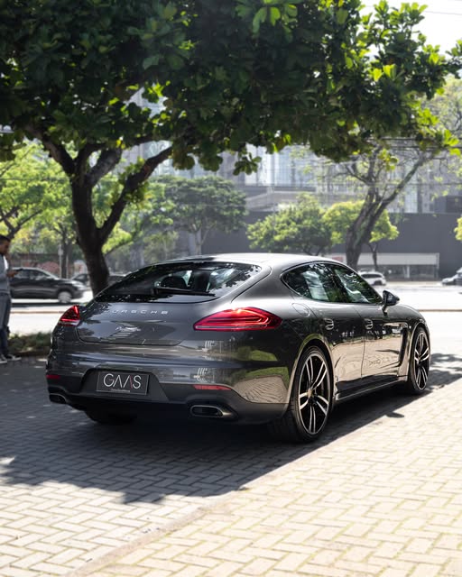 PORSCHE PANAMERA - Imagem 4