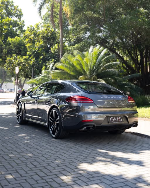 PORSCHE PANAMERA - Imagem 6