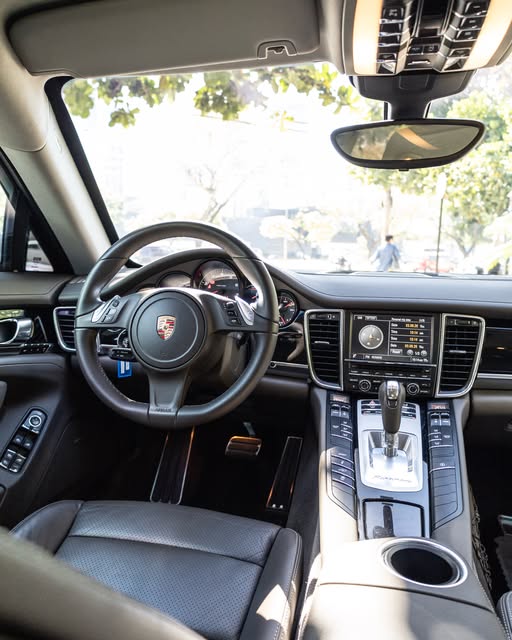 PORSCHE PANAMERA - Imagem 7