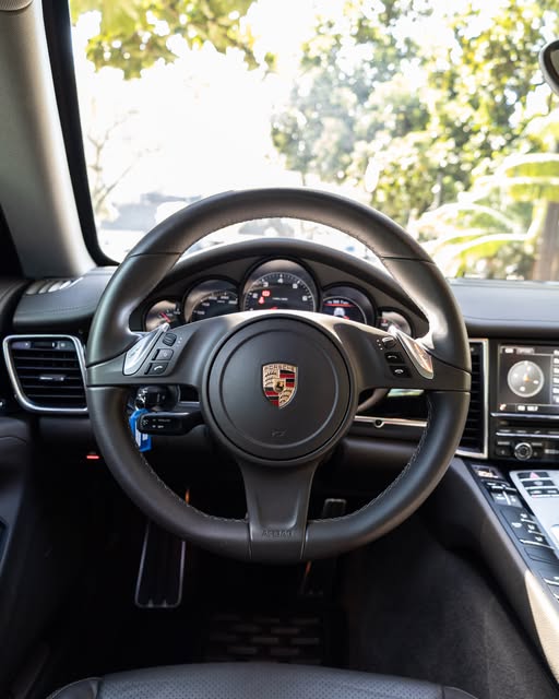 PORSCHE PANAMERA - Imagem 8