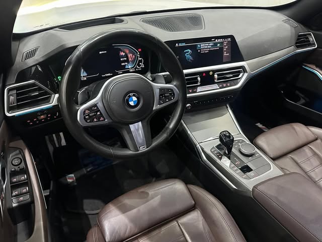 BMW 330E M SPORT - Imagem 5