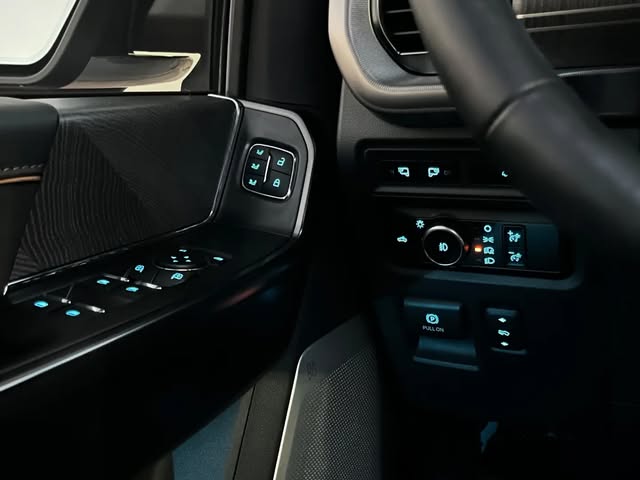 FORD F-150 PLATINUM - Imagem 13
