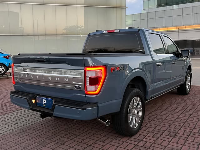 FORD F-150 PLATINUM - Imagem 4