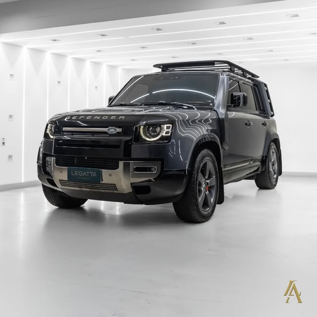 LAND ROVER DEFENDER 110 X D300 - Imagem 3