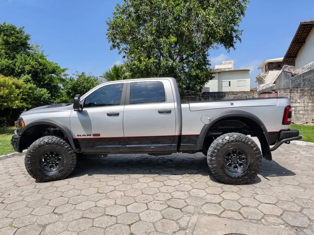 RAM 2500 LARAMIE - Imagem 4